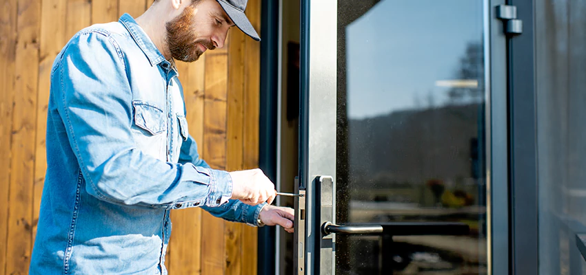 Frameless Glass Storefront Door Locks Replacement in Westmont, CA