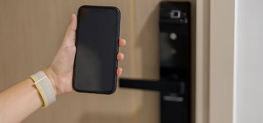 Keypad Wifi Locks Repair And Installation in Westmont, CA