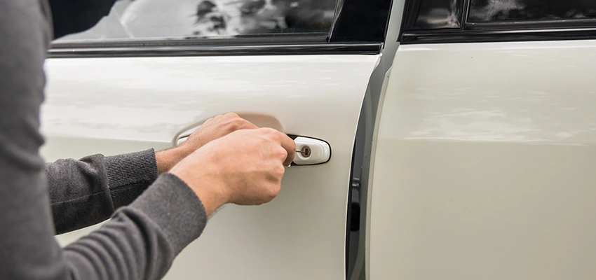 Unlock Car Door Service in Westmont, CA
